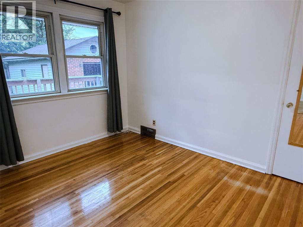 3168 CHURCH - 12