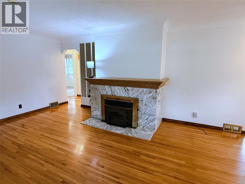 3168 CHURCH - 4