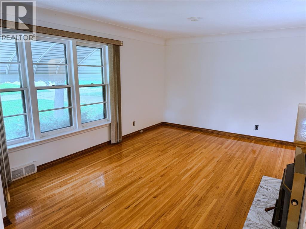 3168 CHURCH - 5