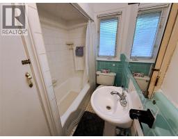 3168 Church, Windsor, ON N9E1V1 Photo 13