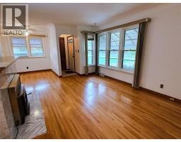 Bedroom - 3168 Church, Windsor, ON N9E1V1 Photo 6