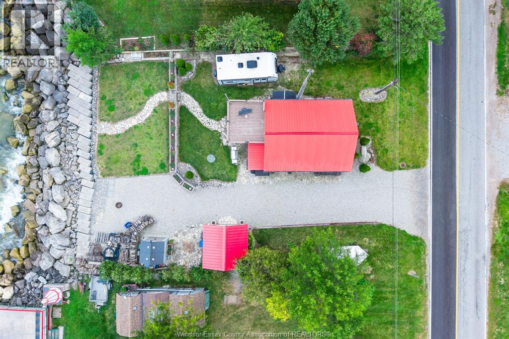170 Lakeshore ROAD - 35