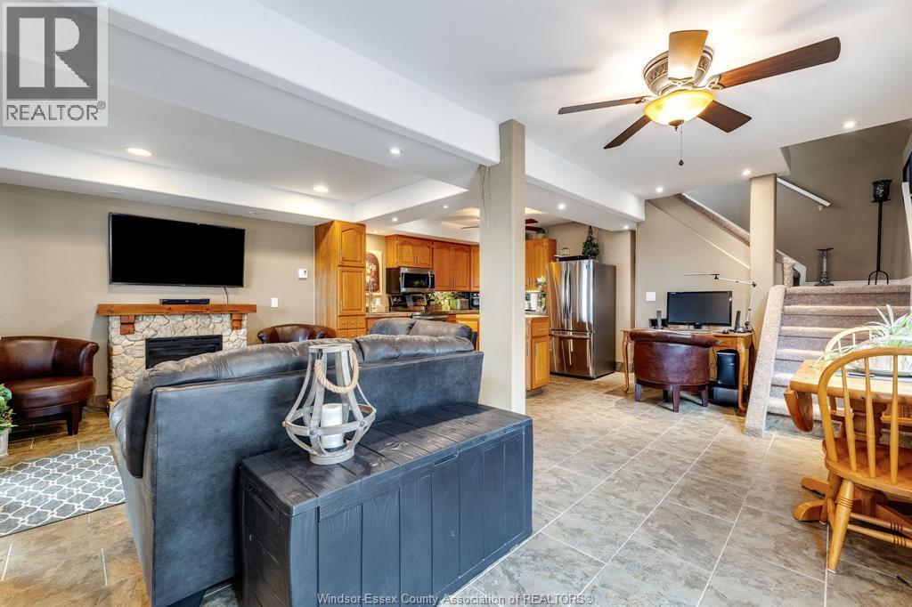 170 Lakeshore ROAD - 5