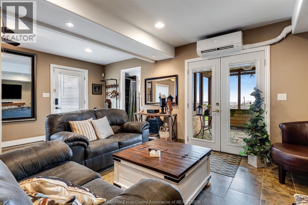 170 Lakeshore ROAD - 7