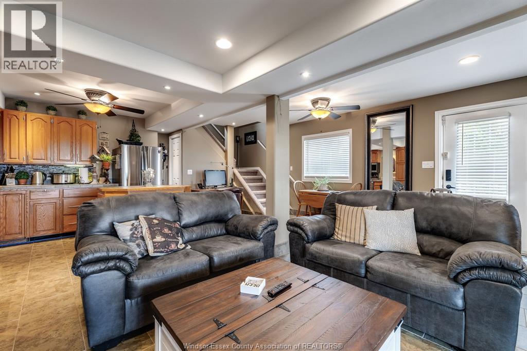 170 Lakeshore ROAD - 8