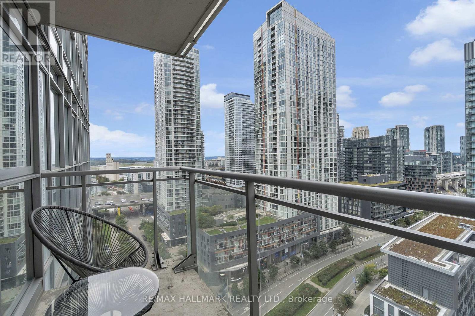 151 Dan Leckie Way — photo 21