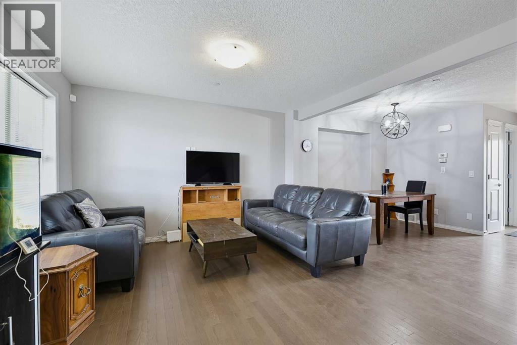 117 Howse Avenue NE - 11