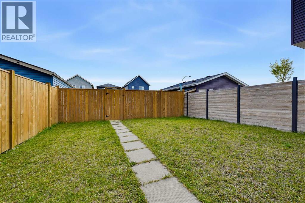 117 Howse Avenue NE - 4
