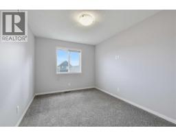 117 Howse Avenue NE - photo 28