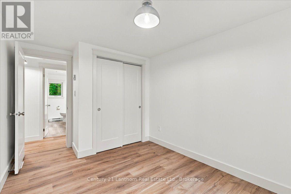 47 REYNOLDS ROAD - 21
