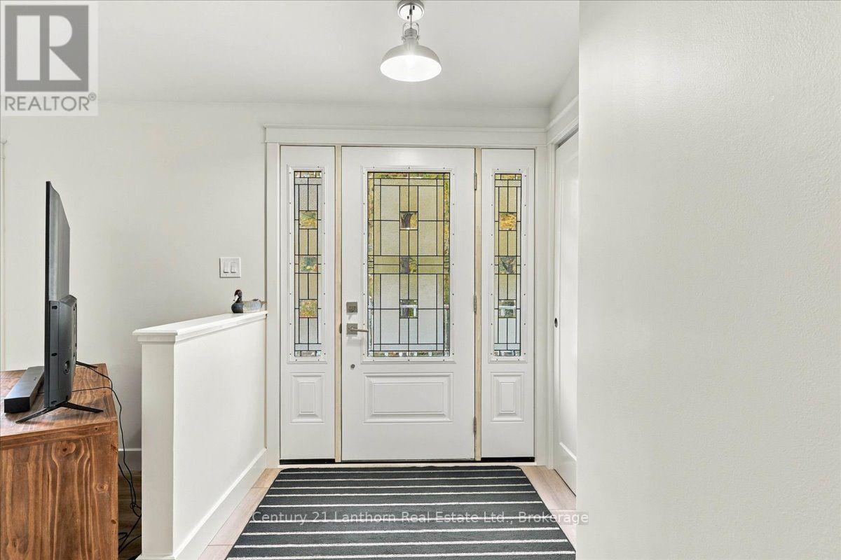 47 REYNOLDS ROAD - 6