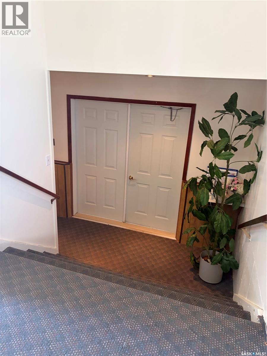311 & 208 Main Street, Pelly — photo 10