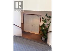 311 & 208 Main Street, Pelly, SK S0A2Z0 Photo 10