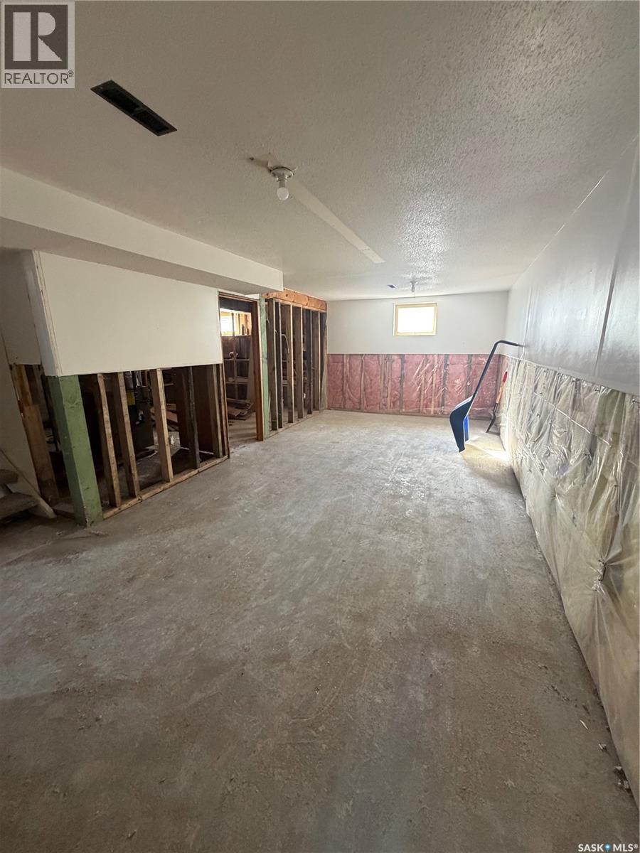 403 & 401 Main STREET - 23