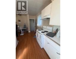 403 & 401 Main Street, Pelly, SK S0A2Z0 Photo 9