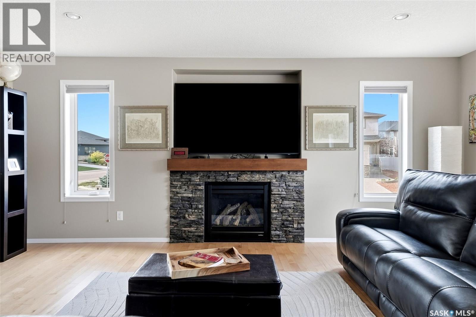 8097 WASCANA GARDENS CRESCENT - 5