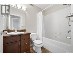 8097 Wascana Gardens Crescent, Regina, SK S4V1G2 Photo 30
