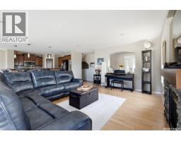 Bonus Room - 8097 Wascana Gardens Crescent, Regina, SK S4V1G2 Photo 6