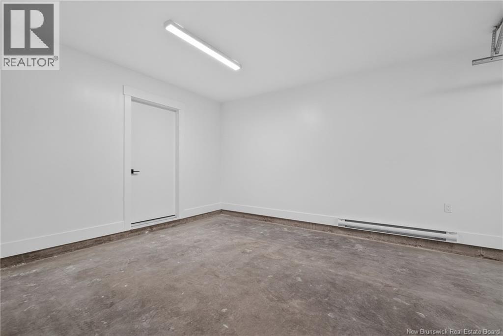 3 Avenue Denis - Image 6