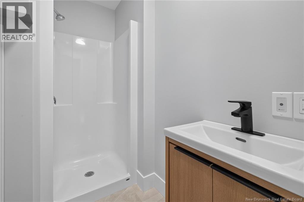 3 Avenue Denis - Image 11