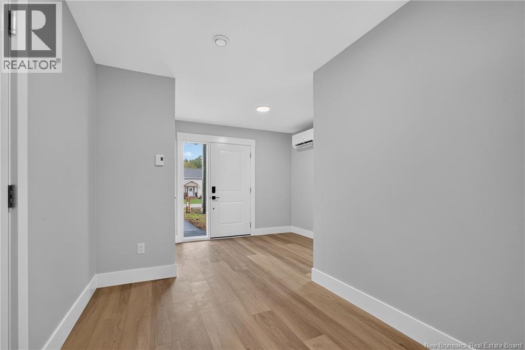 3 Avenue Denis - Image 9