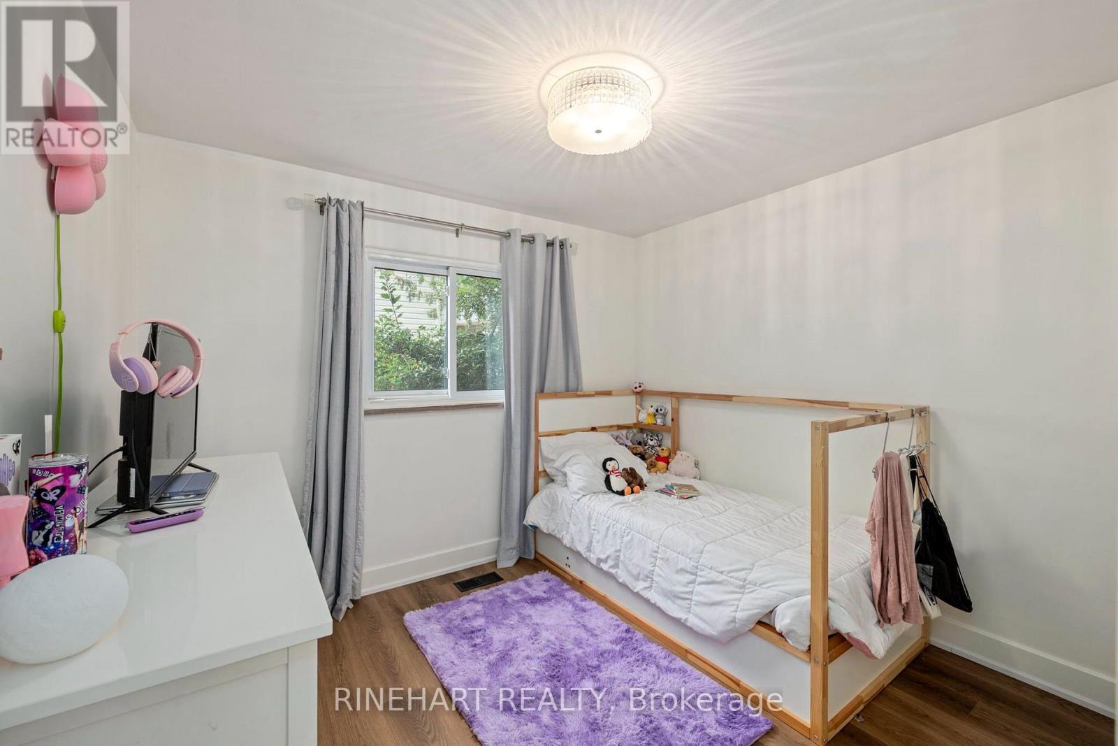 311 BURLINGTON CRESCENT - Image 13