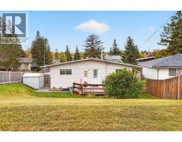 172 Queensland Road SE - photo 43