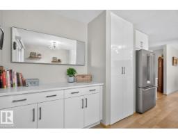 10860 11 Av Nw, Edmonton, AB T6J6H8 Photo 14