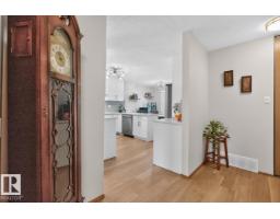 10860 11 Av Nw, Edmonton, AB T6J6H8 Photo 16