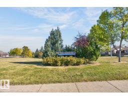 10860 11 Av Nw, Edmonton, AB T6J6H8 Photo 44