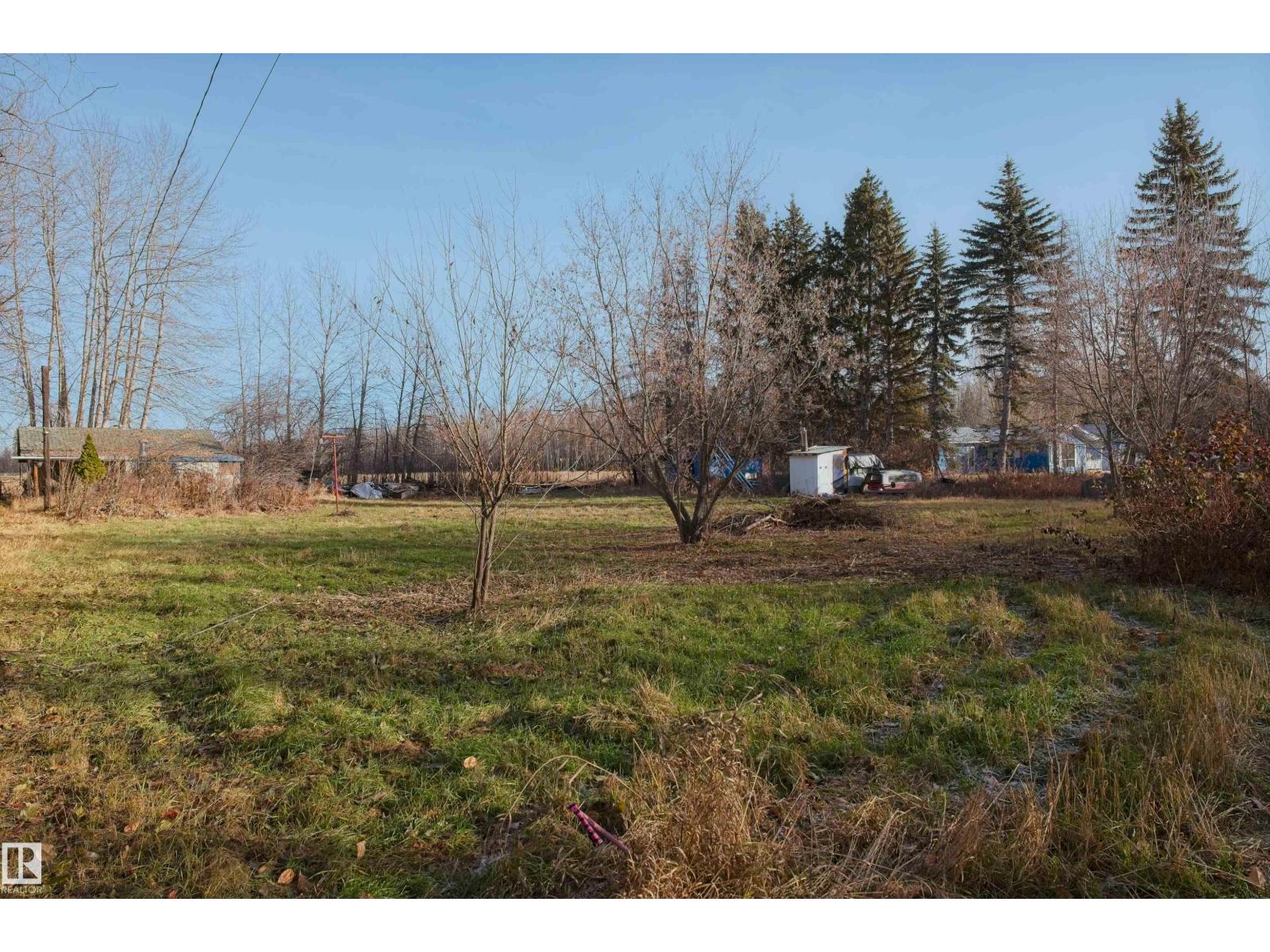 5114 51 Avenue - 23