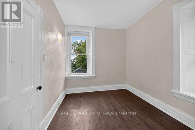 716 KING STREET W - 30