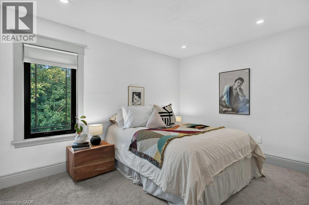 101 Cope Street — photo 33