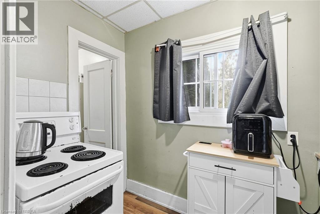 107 CAYLEY Street - Image 39