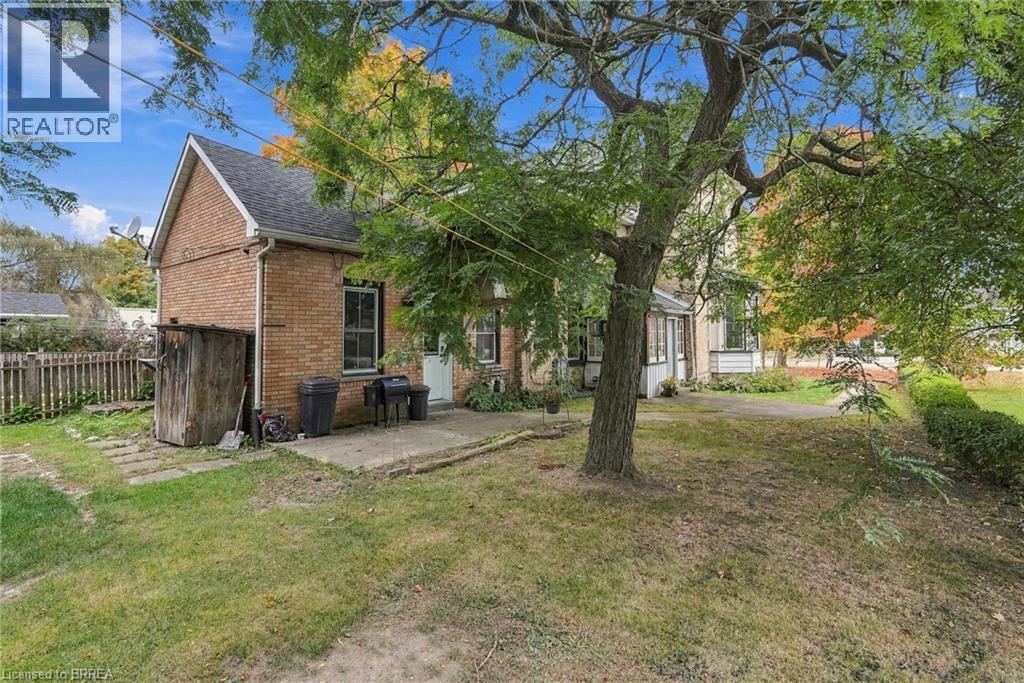 107 CAYLEY Street - 47