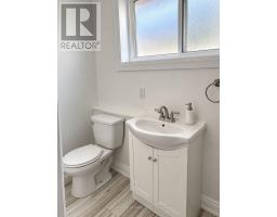 Lower - 558 First Avenue, Welland, ON L3C1Z3 Photo 8