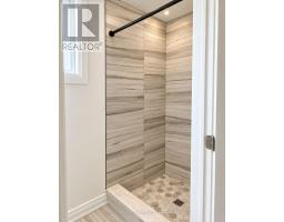 Lower - 558 First Avenue, Welland, ON L3C1Z3 Photo 9