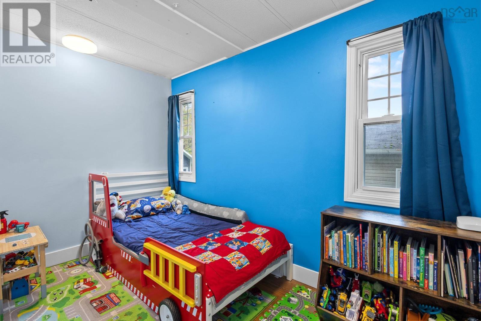 319 Ioney Hill - 11