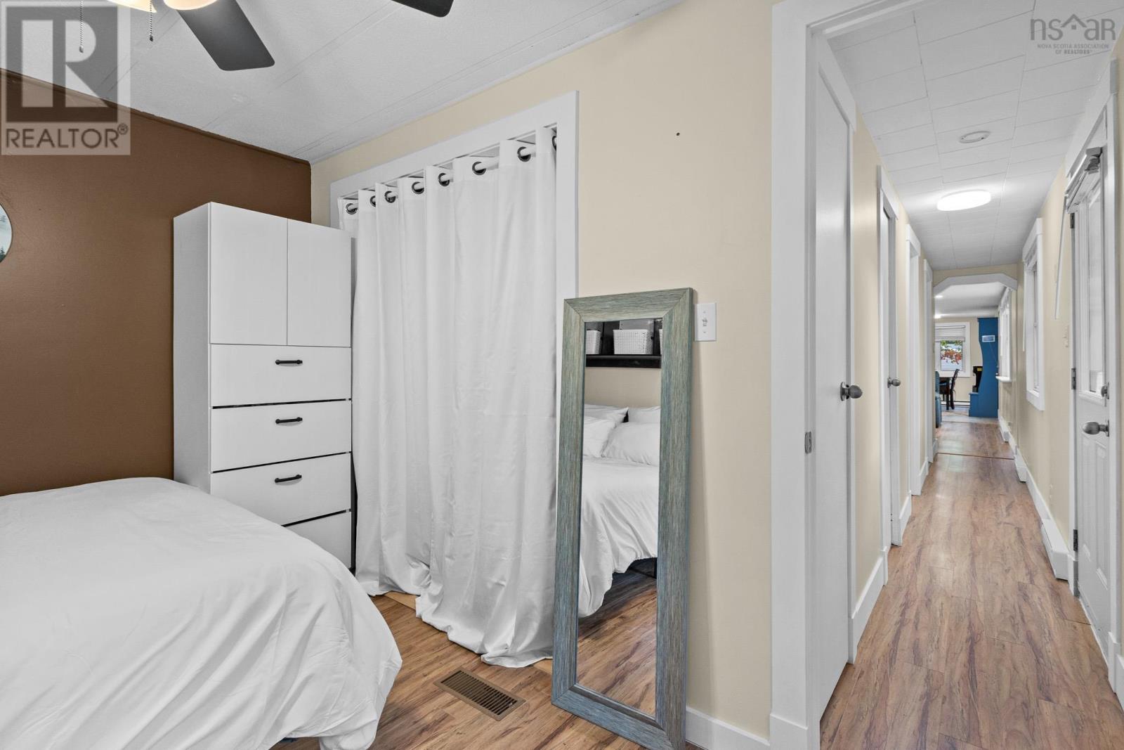 319 Ioney Hill - 15