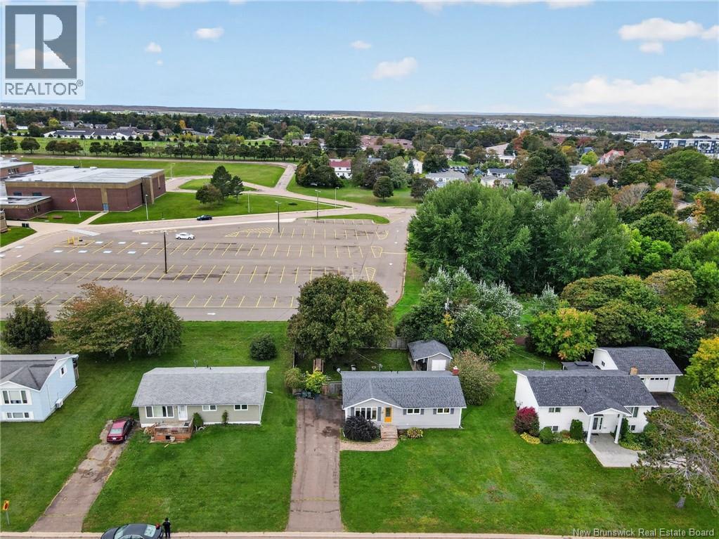 27 Alphonse Street - Image 37