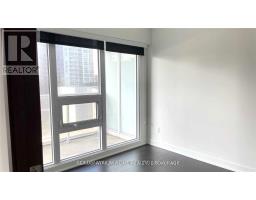 909 - 17 Bathurst Street, Toronto, ON M5V0N1 Photo 9