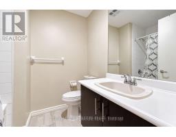 1005 - 700 King Street W, Toronto, ON M5V2Y6 Photo 13
