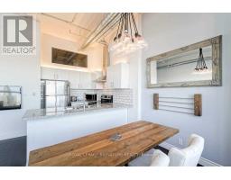 1005 - 700 King Street W, Toronto, ON M5V2Y6 Photo 9