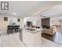 1055 Skyridge Boulevard, Pickering, ON L1X0G5 Photo 12