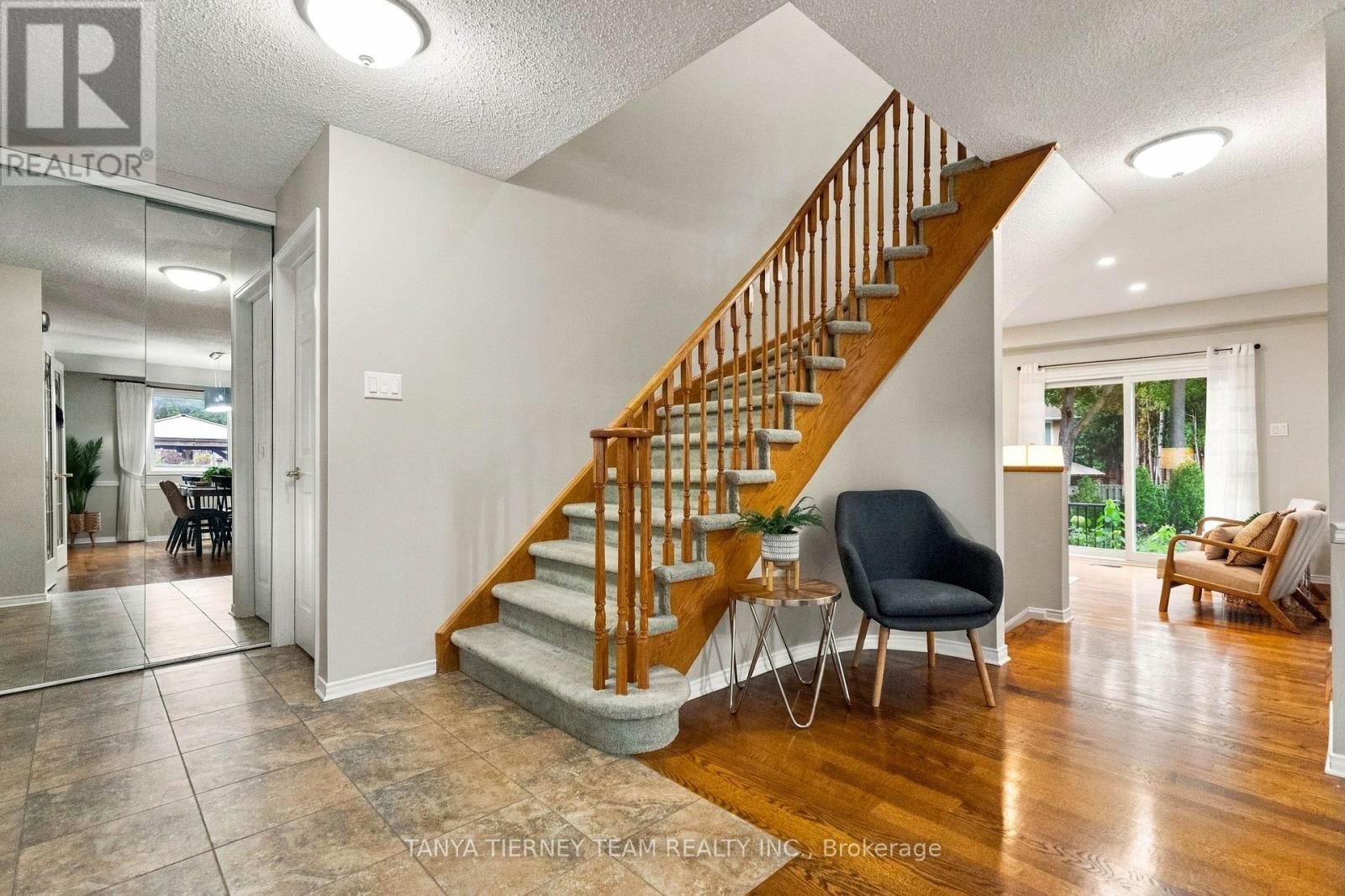 25 Coulton Court, Whitby, ON photo 26