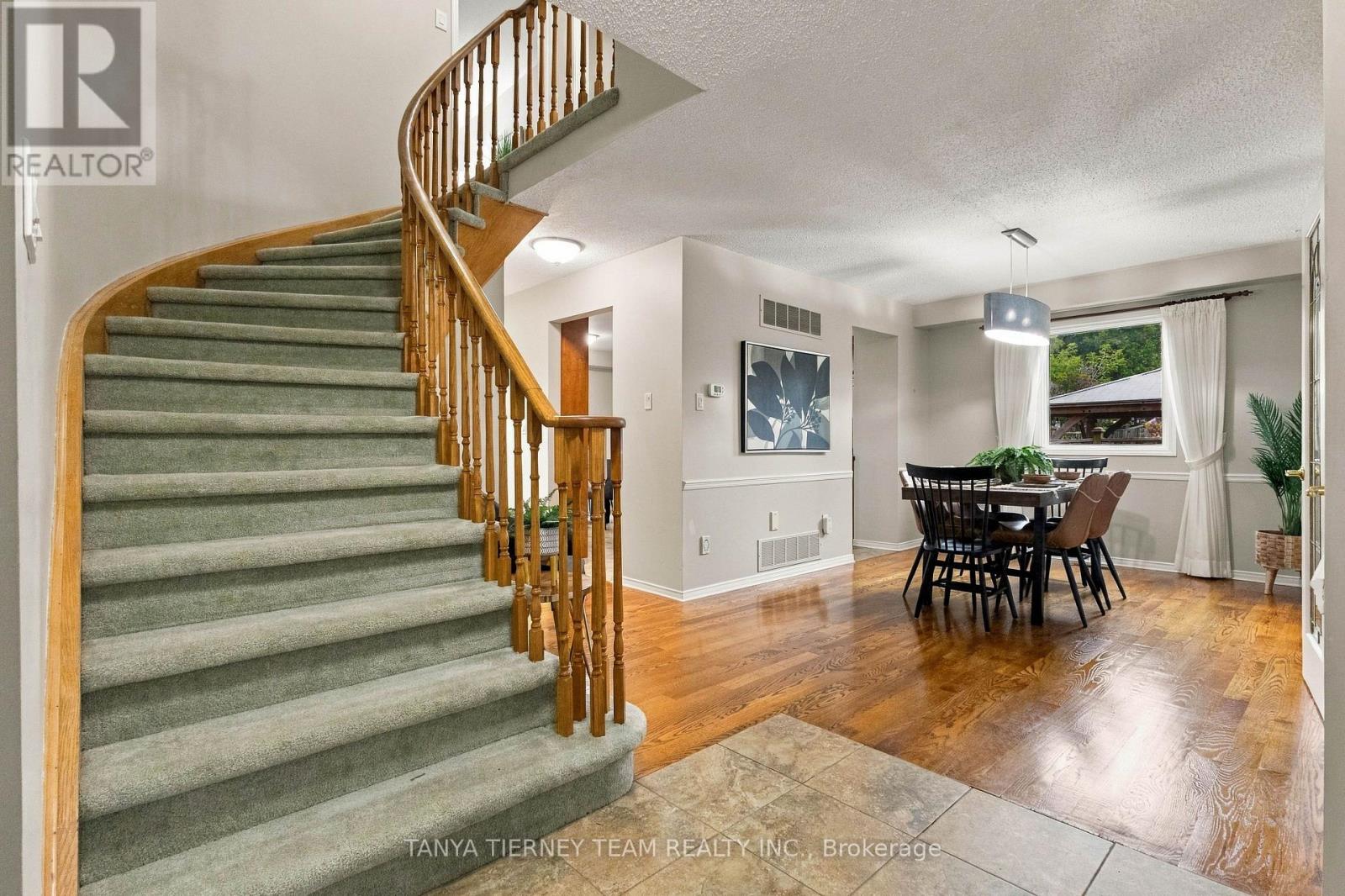 25 Coulton Court, Whitby, ON photo 27