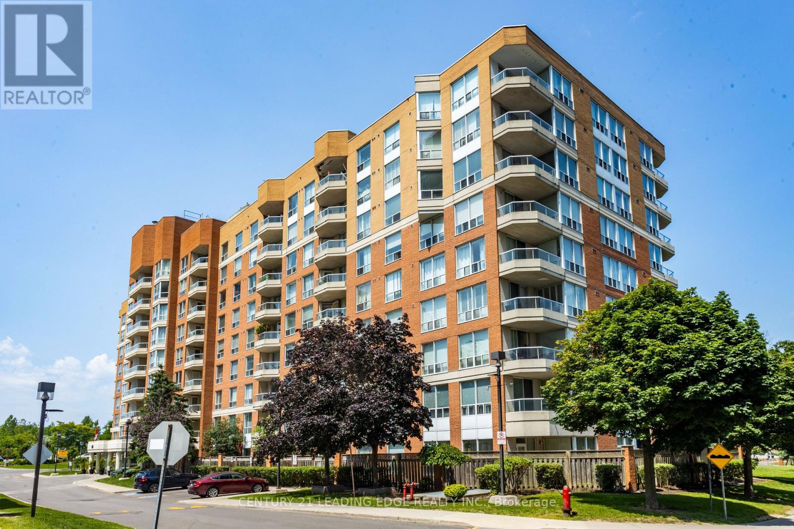 310- 480 Mclevin Avenue, Toronto, ON photo 2