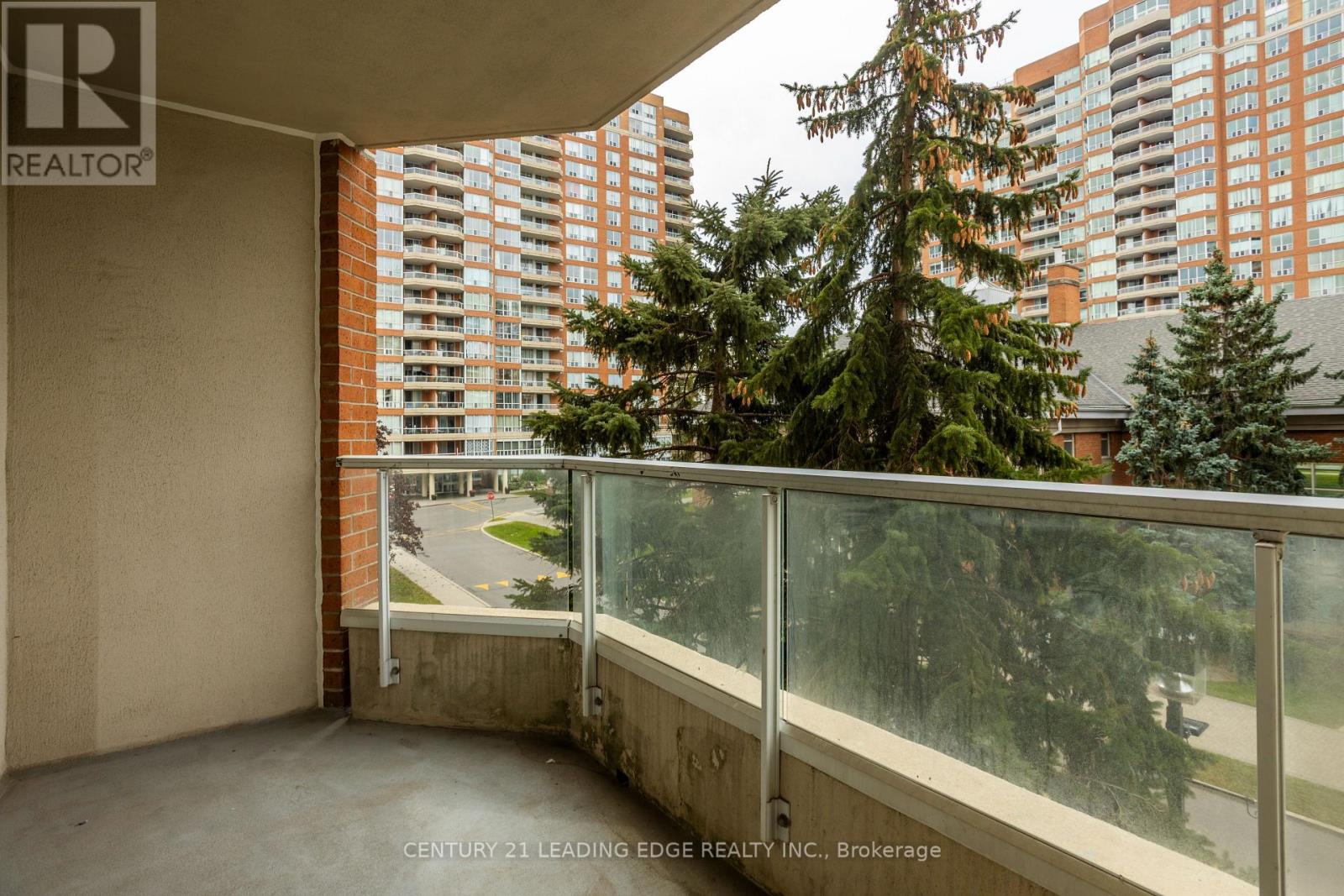 #310 480 MCLEVIN AVENUE - 25