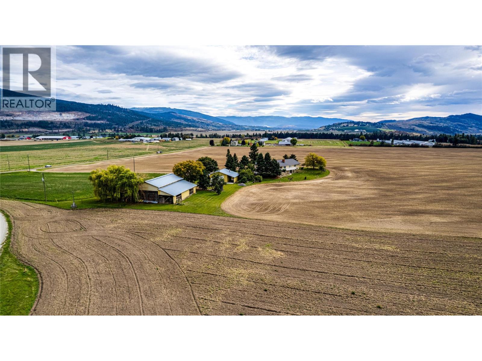 683 Clinton Road - 24