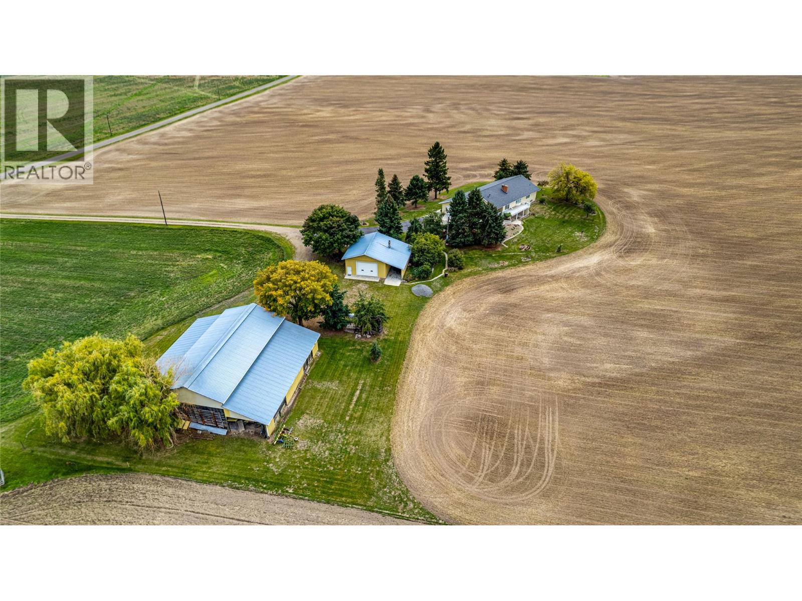 683 Clinton Road - Image 26